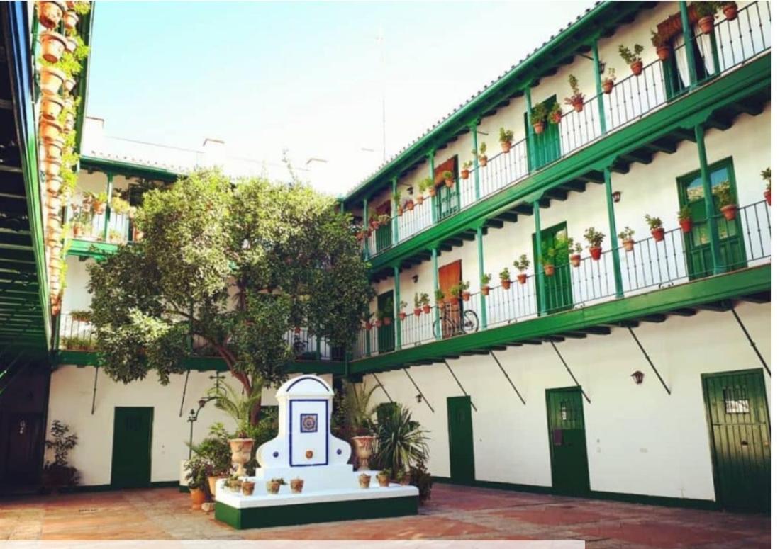 Casa Duque Compartida Familiar 2- Habitacion Bano Propio Seville Ngoại thất bức ảnh