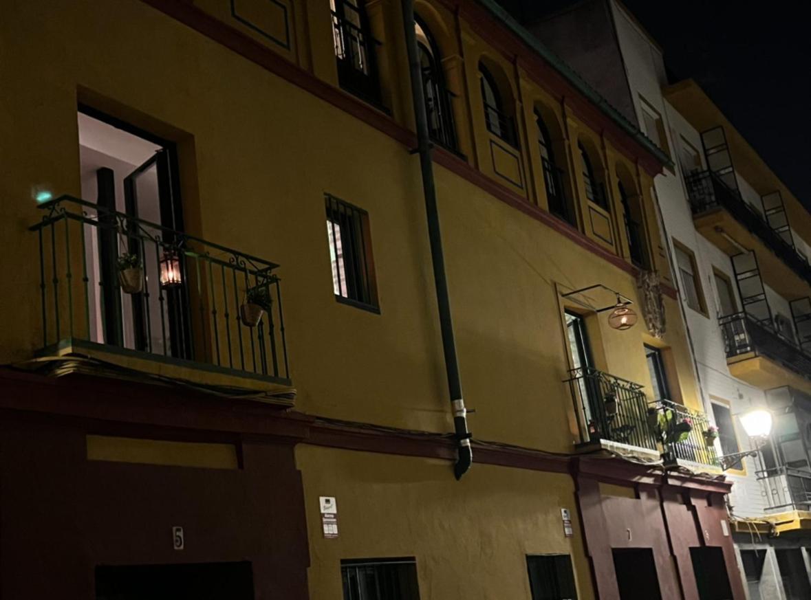Casa Duque Compartida Familiar 2- Habitacion Bano Propio Seville Ngoại thất bức ảnh
