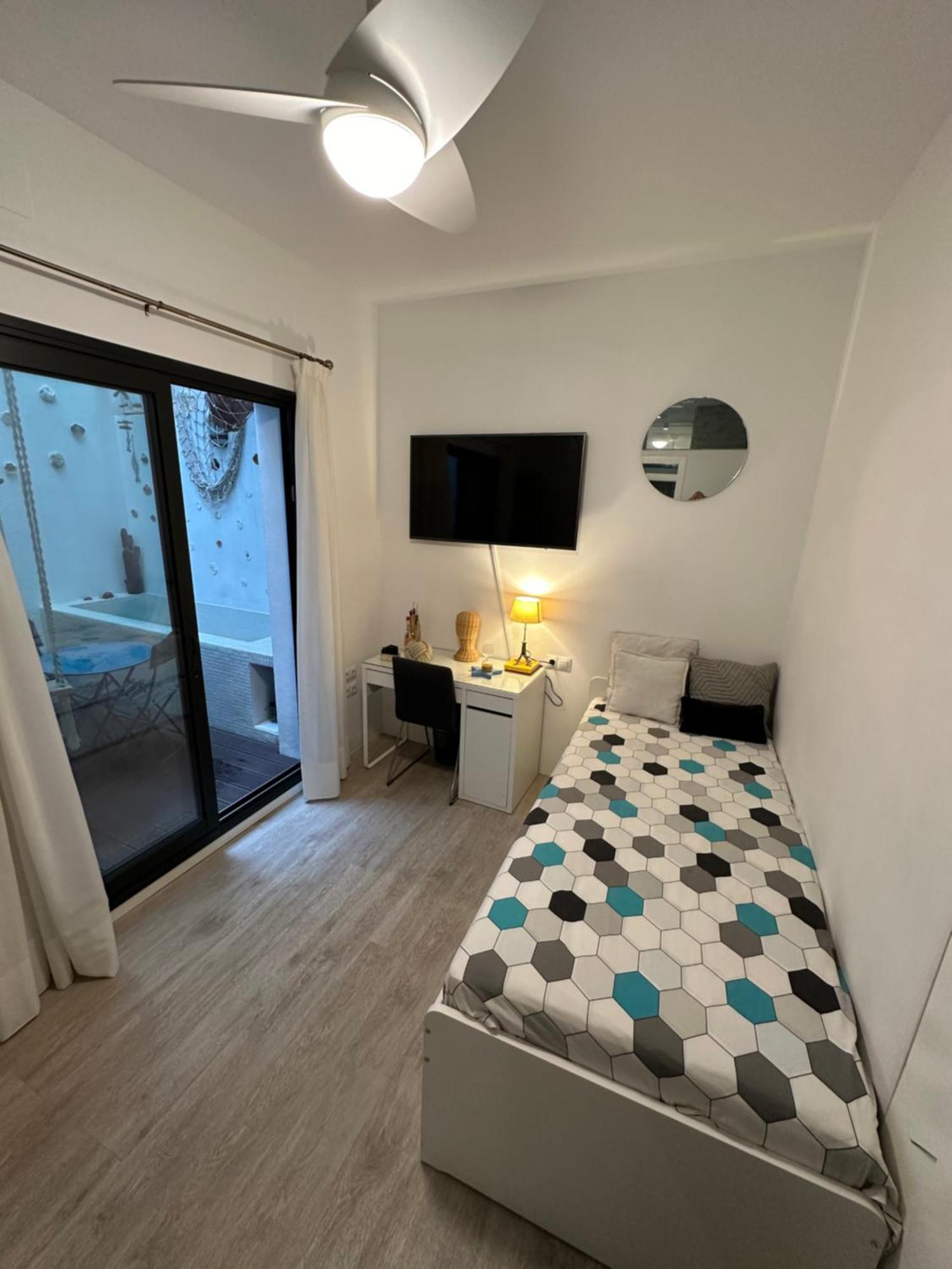 Casa Duque Compartida Familiar 2- Habitacion Bano Propio Seville Ngoại thất bức ảnh