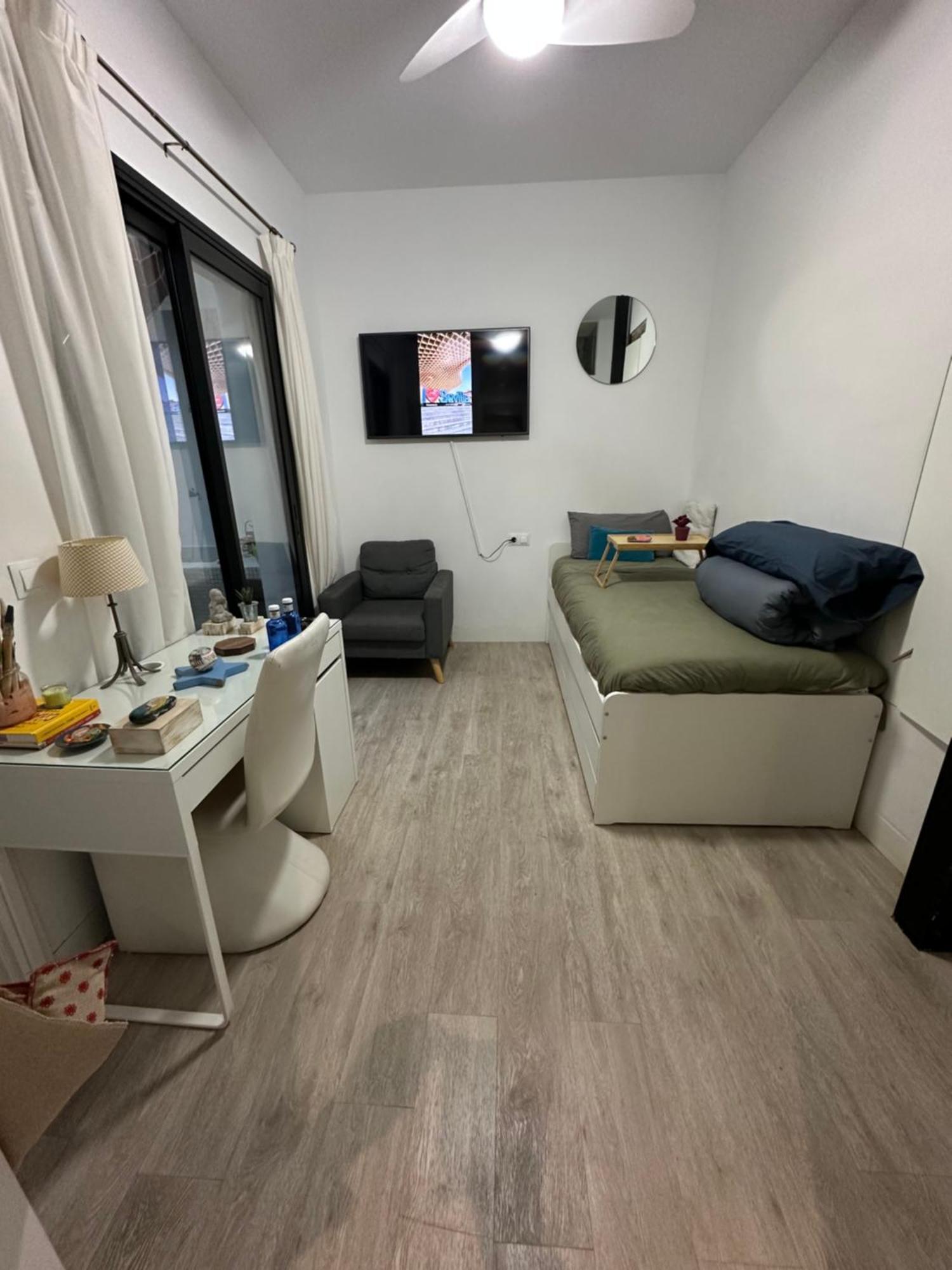 Casa Duque Compartida Familiar 2- Habitacion Bano Propio Seville Ngoại thất bức ảnh
